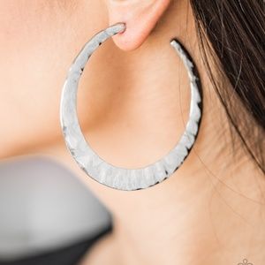 PAPARAZZI EARRINGS
